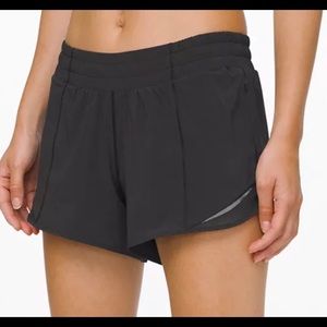 Lululemon hotty hot Black Shorts